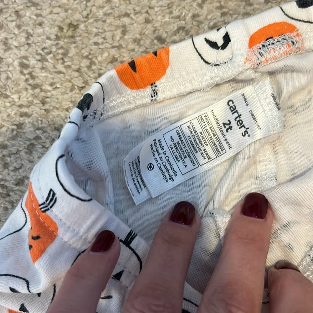 🌟Carters Jack O Lantern PJ set, 2T🌟